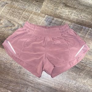 Lululemon hotty totty shorts
